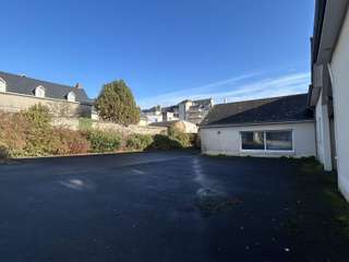 Bureaux et commerces 15 pièces