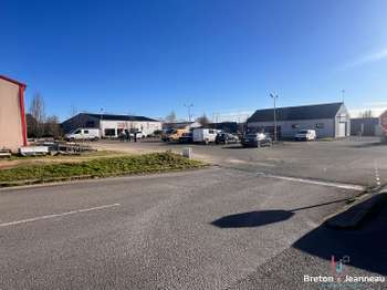 Bureaux et commerces 3 pièces