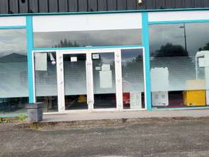 Vente Bureaux et commerces 1500 m&sup2;Châteaubernard