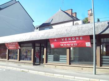 Vente Bureaux et commerces 182 m&sup2;Châteaubourg
