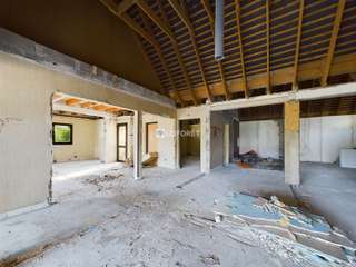 Bureaux et commerces 5 pièces