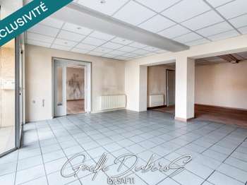 Bureaux et commerces 2 pièces Châteauneuf-sur-Sarthe 49