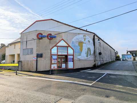 Bureaux et commerces Châtelaudren 22