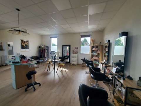 Bureaux et commerces 2 pièces