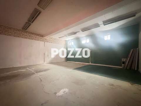 Bureaux et commerces 4 pièces