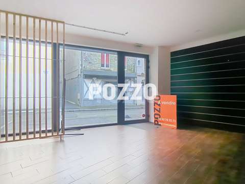 Bureaux et commerces 6 pièces