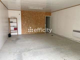 Bureaux et commerces 4 pièces