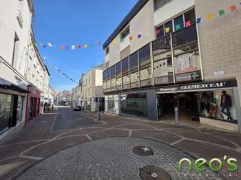 Bureaux et commerces 1 pièce Cholet 49