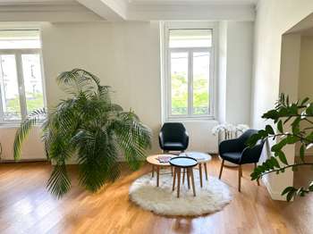 Bureaux et commerces 9 pièces Cholet 49