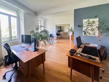 Bureaux et commerces 9 pièces Bureaux et commerces 9 pièces