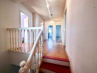 Bureaux et commerces 9 pièces