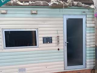 Bureaux et commerces 2 pièces