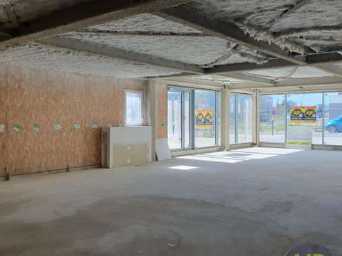 Bureaux et commerces 1 pièce