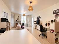 Bureaux et commerces 4 pièces
