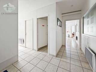 Bureaux et commerces 5 pièces