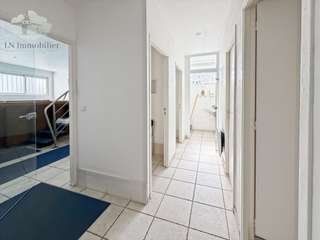 Bureaux et commerces 5 pièces