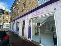 Bureaux et commerces 2 pièces