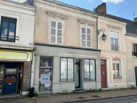 Bureaux et commerces Conlie 72