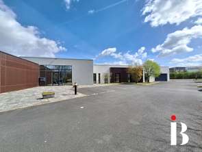 Vente Bureaux et commerces 372 m&sup2;Couëron