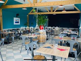 Bureaux et commerces 12 pièces