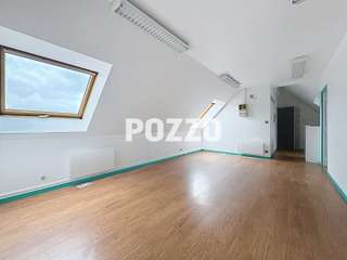 Bureaux et commerces 4 pièces