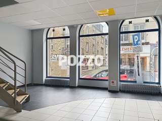 Bureaux et commerces 6 pièces