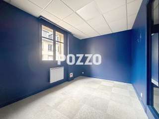 Bureaux et commerces 6 pièces