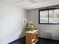 Bureaux et commerces 6 pièces
