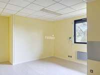 Bureaux et commerces 6 pièces