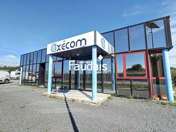 Vente Bureaux et commerces 430 m&sup2;Dangy