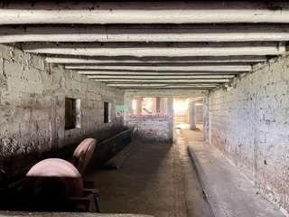 Bureaux et commerces 8 pièces