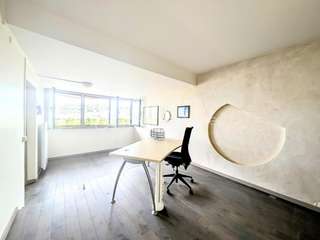 Bureaux et commerces 5 pièces