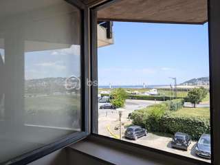 Bureaux et commerces 5 pièces