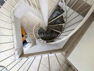 Bureaux et commerces 5 pièces