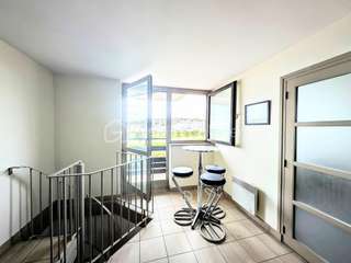 Bureaux et commerces 5 pièces