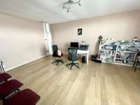 Bureaux et commerces 5 pièces