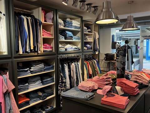 Bureaux et commerces 2 pièces