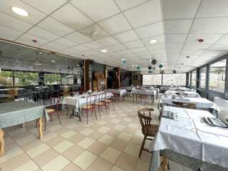 Bureaux et commerces 5 pièces