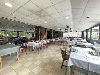 Bureaux et commerces 5 pièces Bureaux et commerces 5 pièces