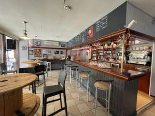 Bureaux et commerces 5 pièces