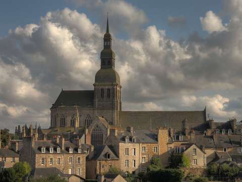 Bureaux et commerces Dinan 22