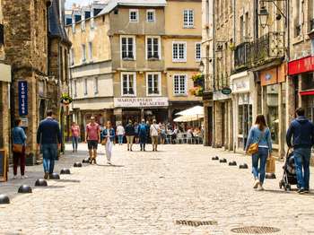Vente Bureaux et commerces 60 m&sup2;Dinan