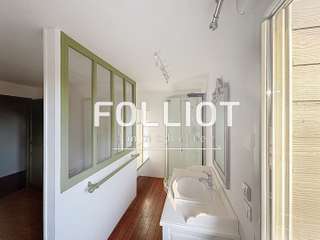 Bureaux et commerces 5 pièces