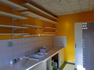 Bureaux et commerces 4 pièces