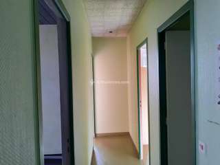 Bureaux et commerces 4 pièces