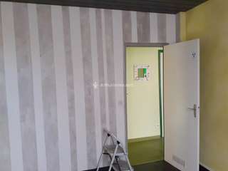 Bureaux et commerces 4 pièces