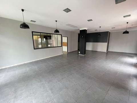 Bureaux et commerces