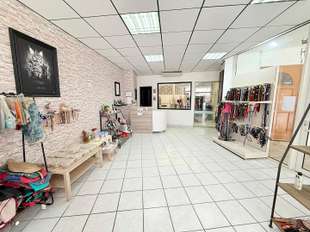 Photo Bureaux et commerces Doue-la-Fontaine