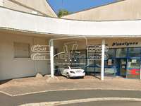Bureaux et commerces 15 pièces
