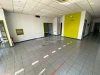 Bureaux et commerces 15 pièces